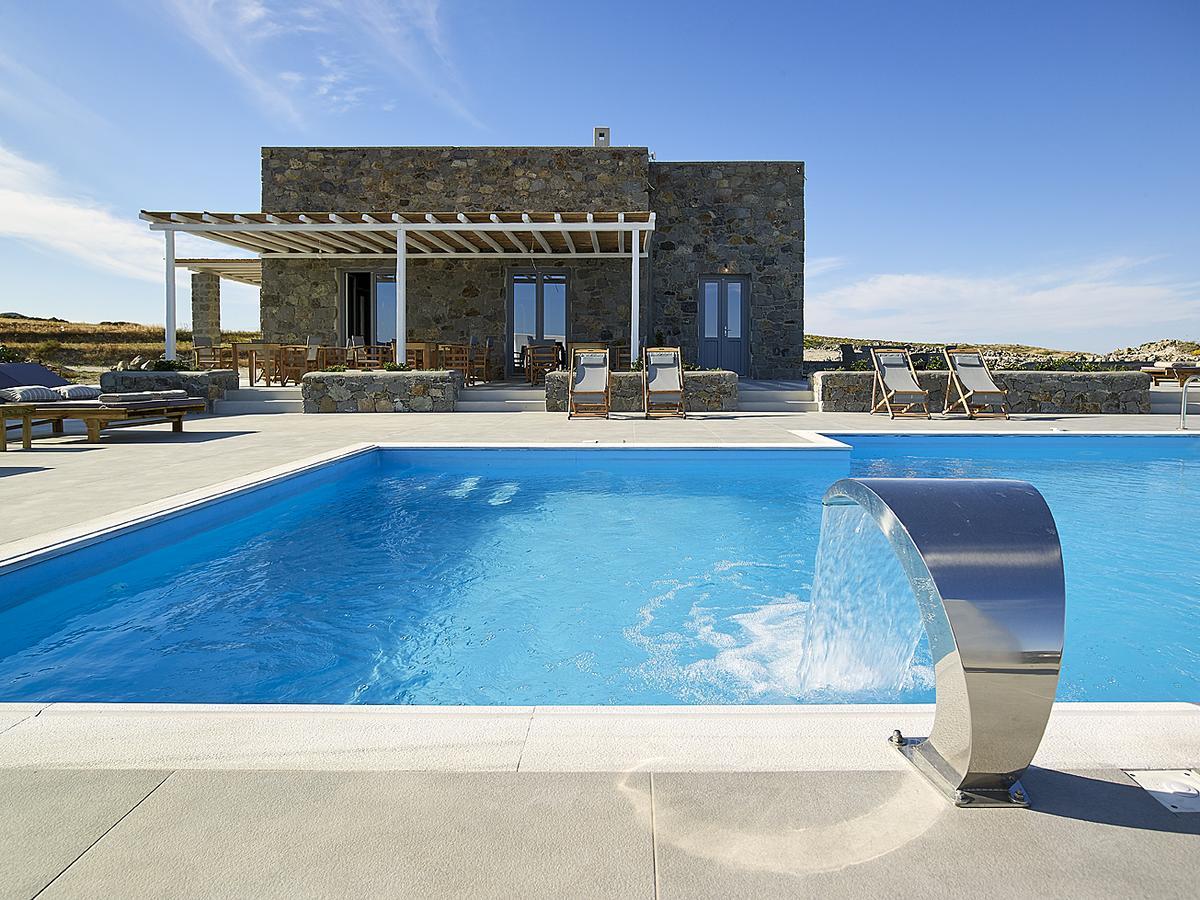 Lithos Luxury Rooms (Adults Only) Adamantas  Bagian luar foto