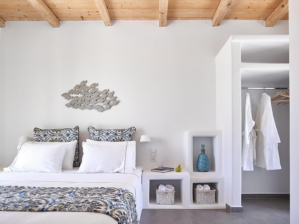 Lithos Luxury Rooms (Adults Only) Adamantas  Bagian luar foto