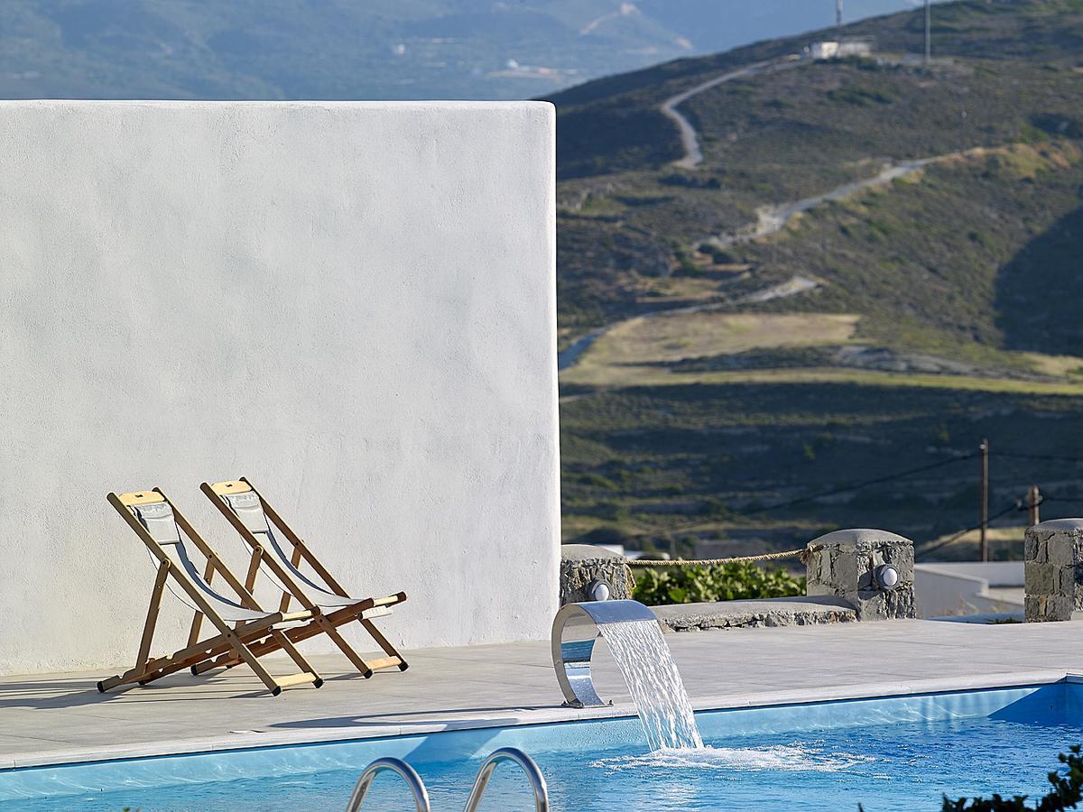 Lithos Luxury Rooms (Adults Only) Adamantas  Bagian luar foto